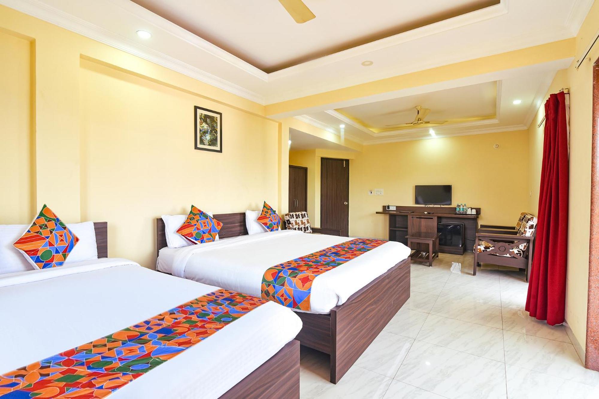 Fabhotel Prime Sai Swastik - Nr Candolim Beach Nerul  Exterior photo