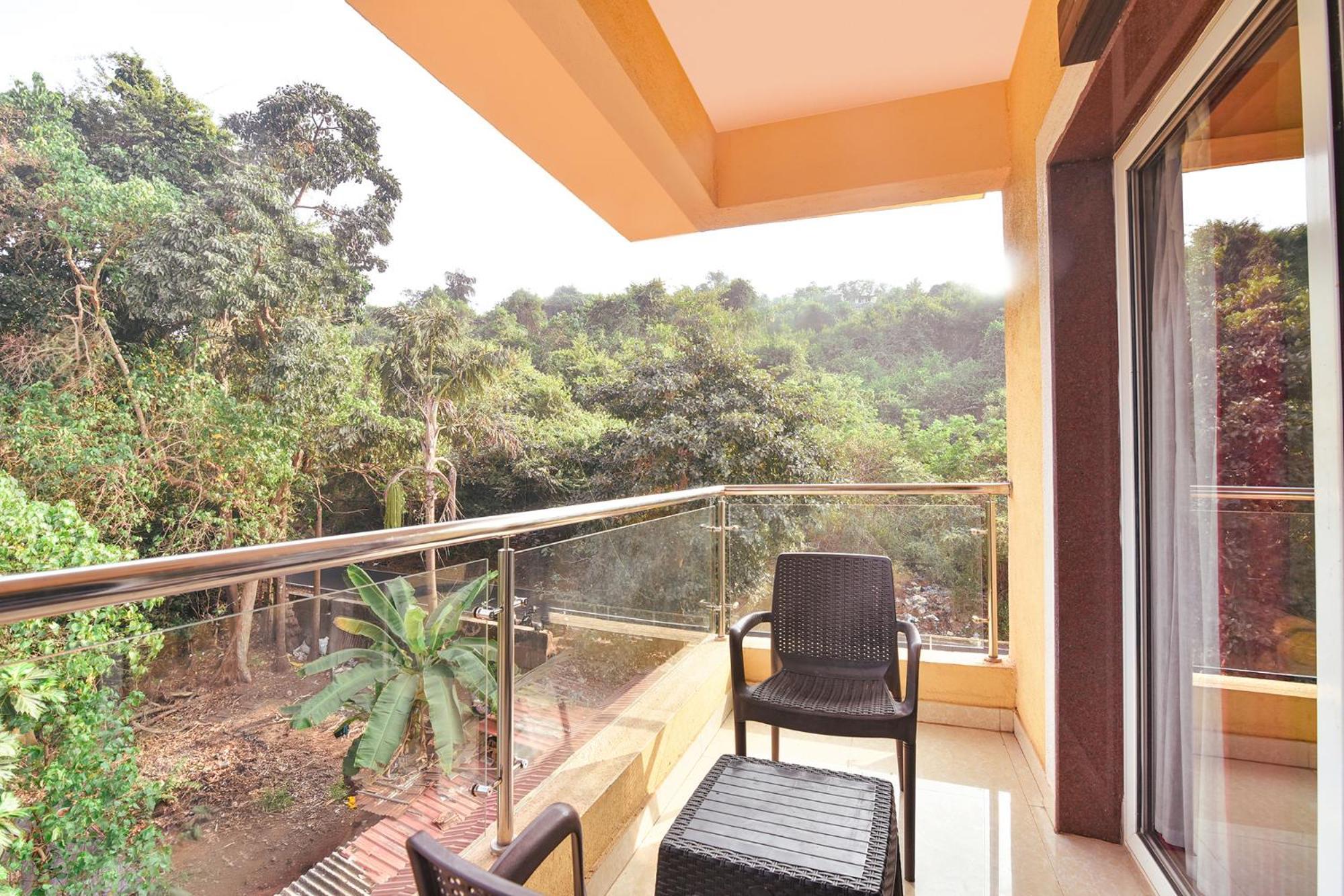 Fabhotel Prime Sai Swastik - Nr Candolim Beach Nerul  Exterior photo